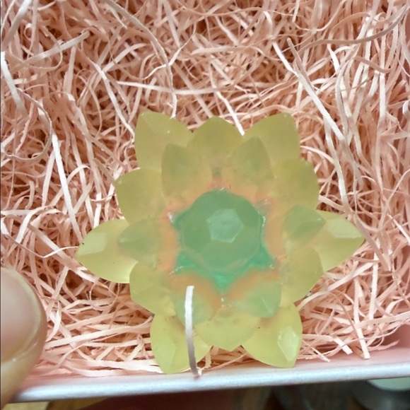 NEW Q-Pot Sailor Moon Ring Never Worn Legendary Silver Crystal Pâte de Fruit - Picture 8 of 10